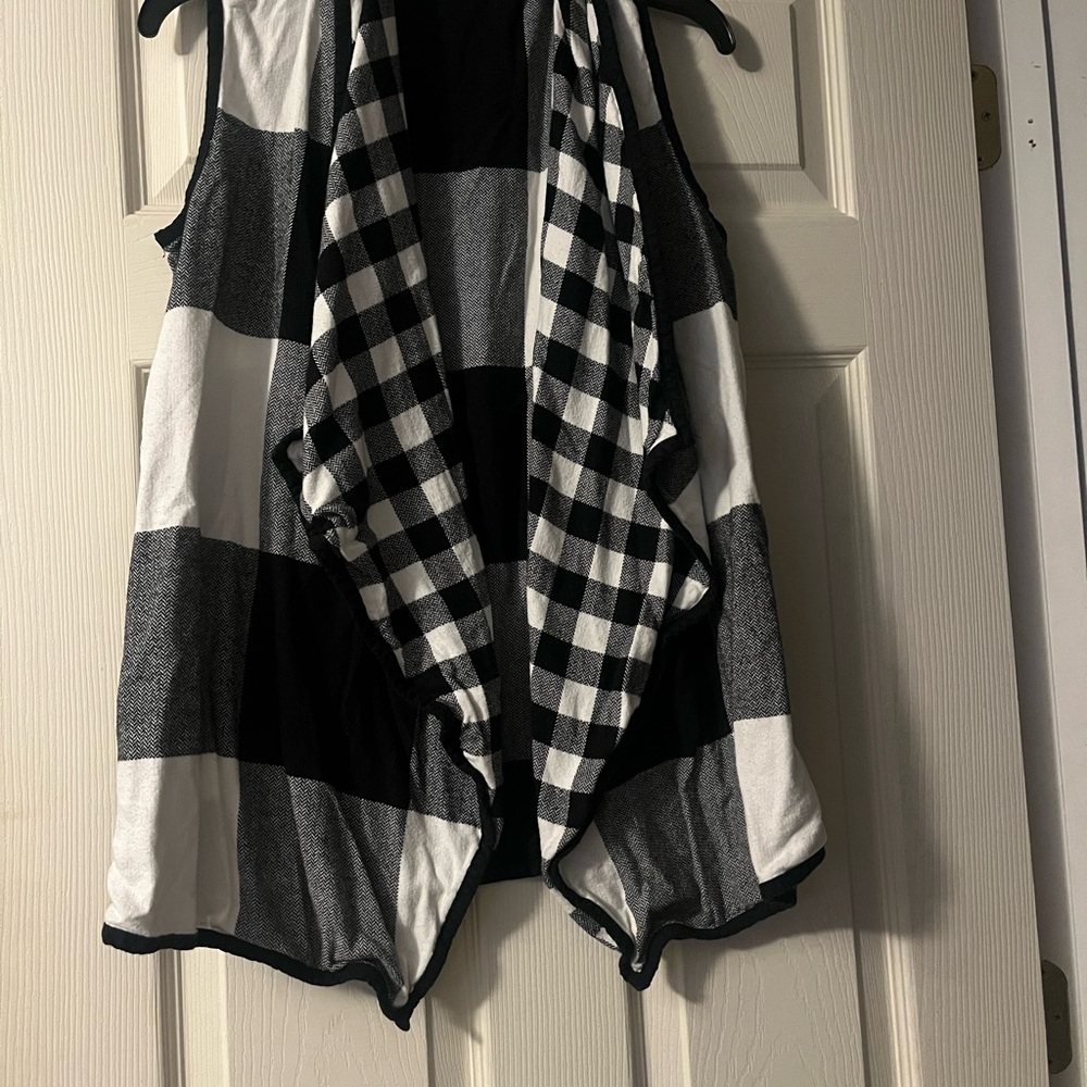 Chic Black and White Herringbone Vest